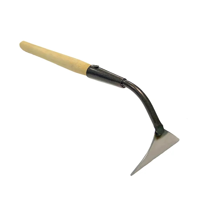 Тяпочка нержавеющая сталь. треугольная 100х50 с деревянным черенком