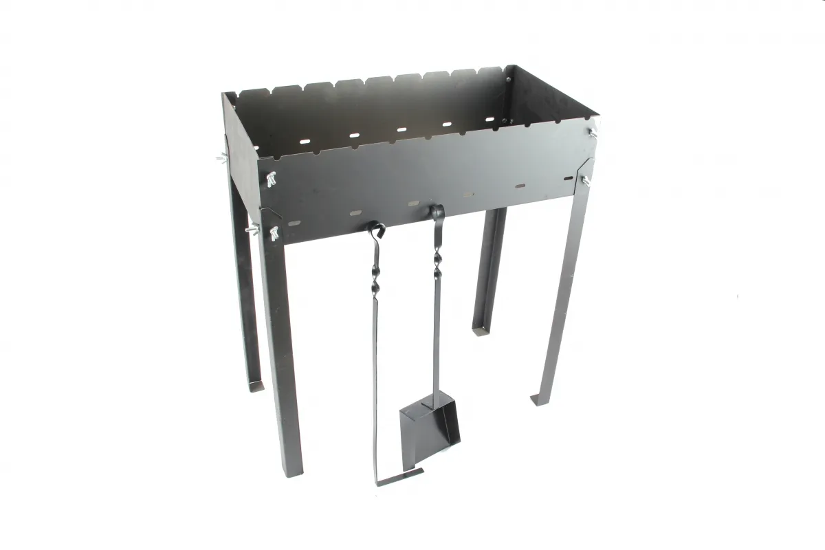 Мангал № 2 разборный с совком и кочергой                                                  ( толщина - 1,5 мм., длина - 600 мм.,                                                           высота - 700 мм., ширина - 300 мм.) Окрашен термостойкой эмалью до 1000 градусов. Вес 7 кг. - изображение 1